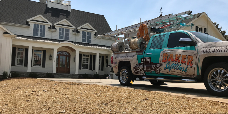 Parking Lot Cleaning in Charlotte, North Carolina