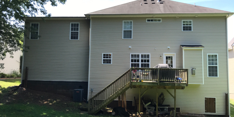 Exterior house washing services